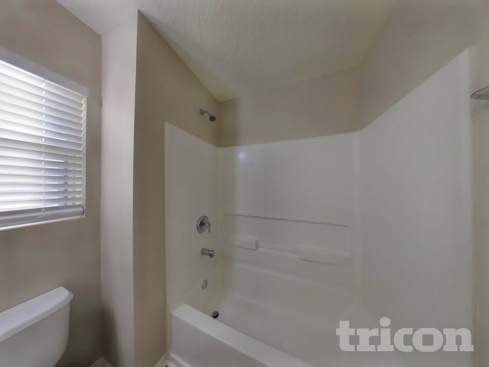 Building Photo - 11931 Alexandra Dr