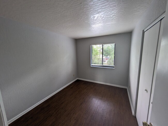 Building Photo - 3624 Tree Ridge Ln NE