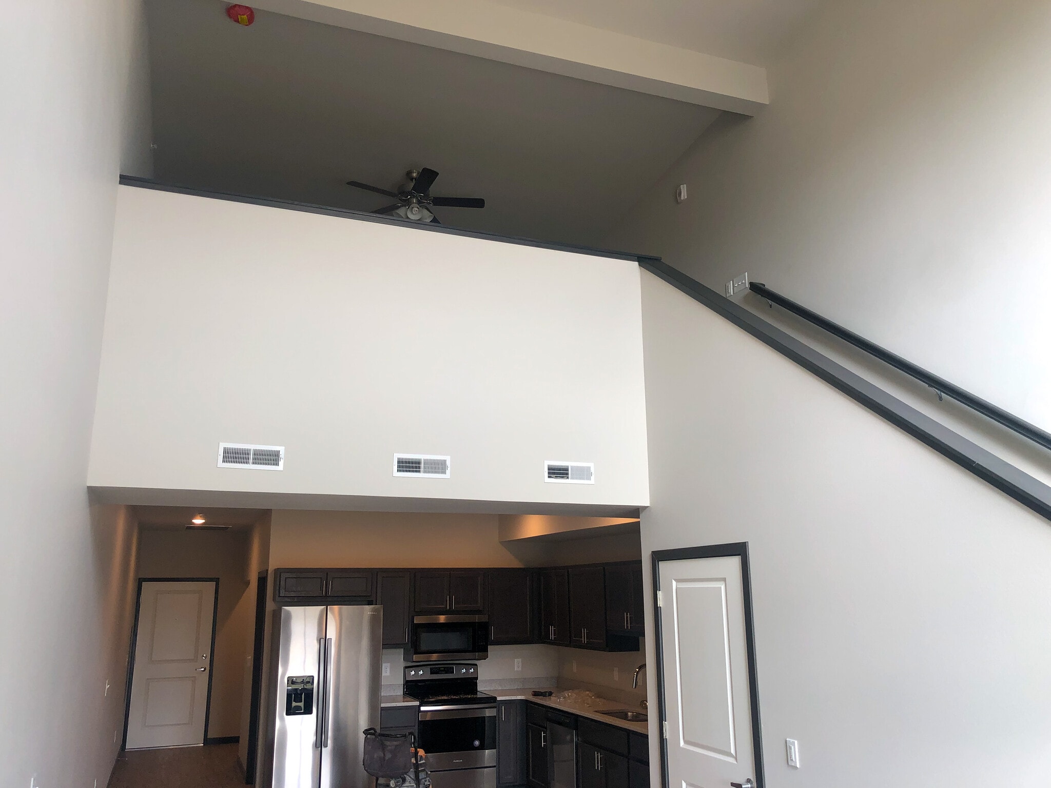 Building Photo - 950 Commercial St