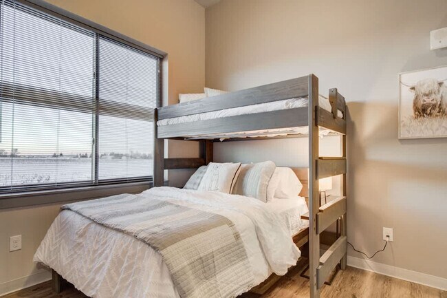 Building Photo - 2210 Remington Way