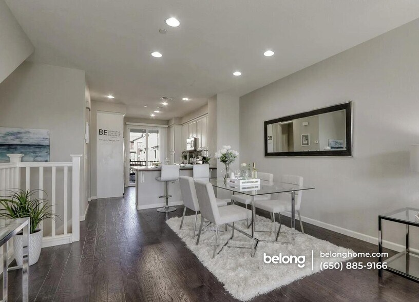 Building Photo - 1582 McCandless Dr