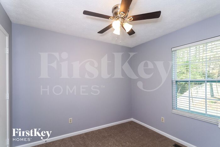 Building Photo - 11215 Bramshill Dr