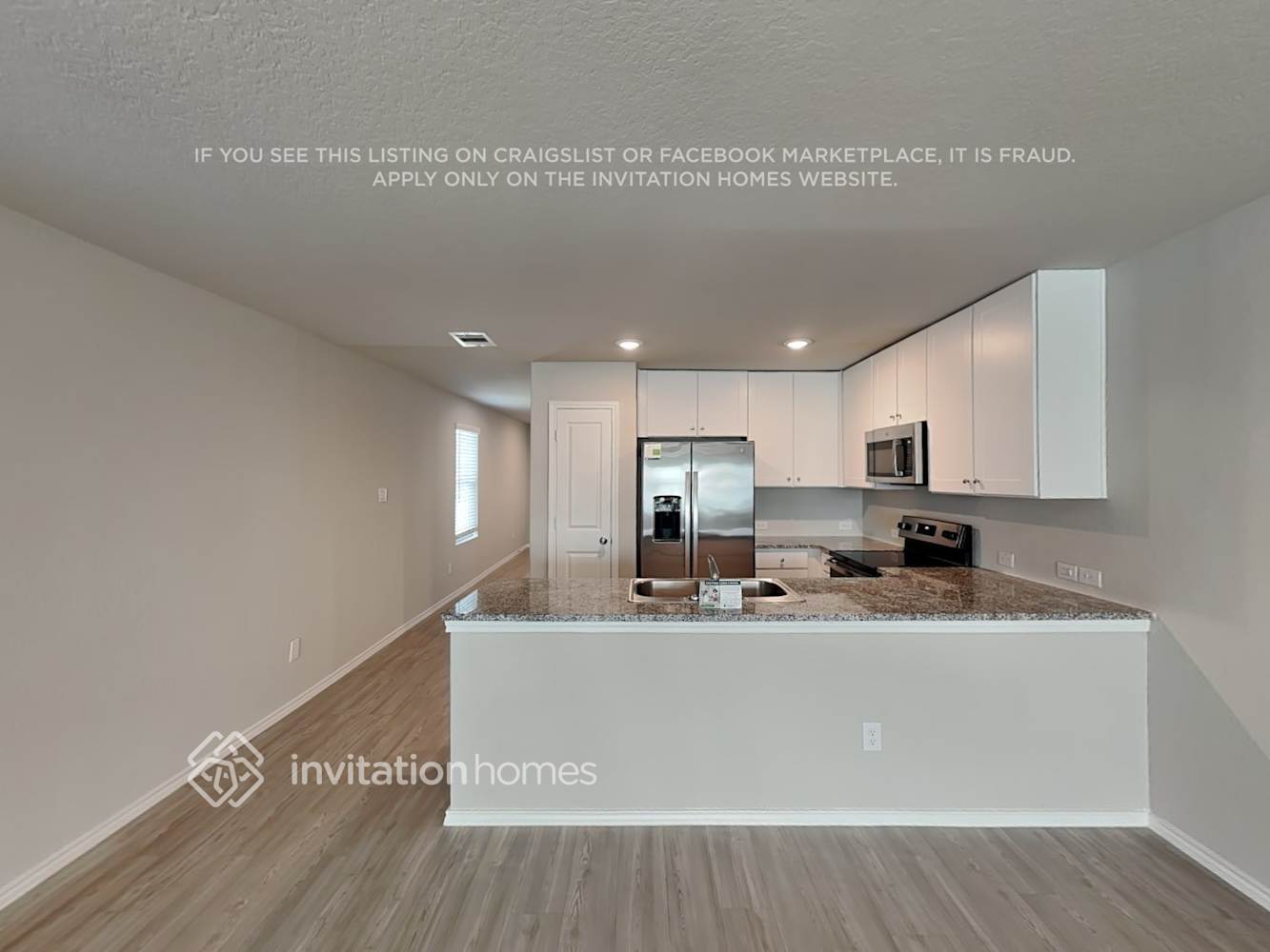 Building Photo - 144 Hollywood Dr