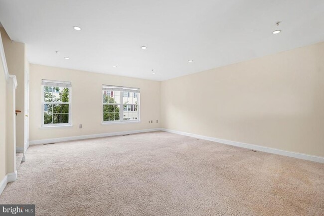 Building Photo - 7017 Migliori Ct