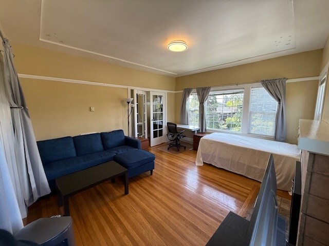 Building Photo - 2615 Regent St