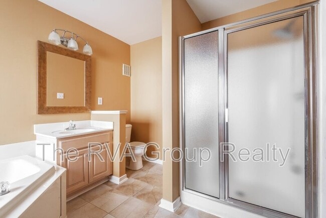 Building Photo - 10528 Runnymeade Dr