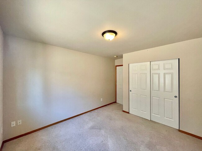 Building Photo - Great Home For Rent