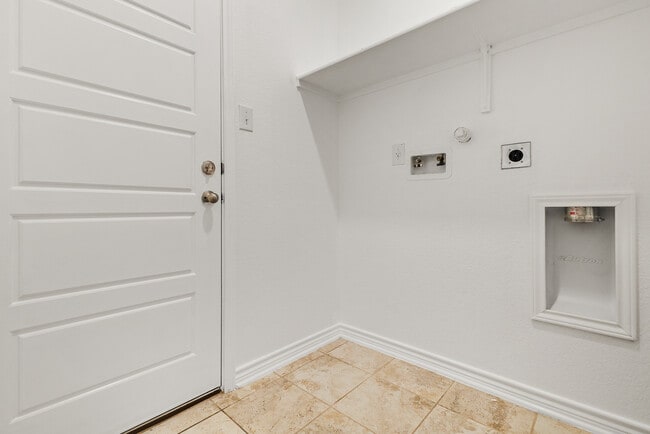 Building Photo - 11427 Arabette