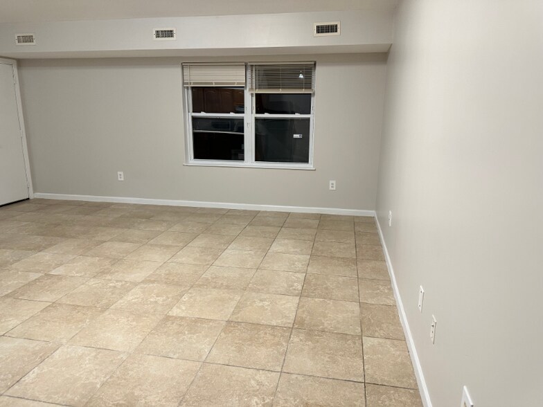 Building Photo - 6114 Palisade Ave
