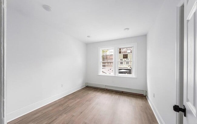 Building Photo - 7420 4th Ave