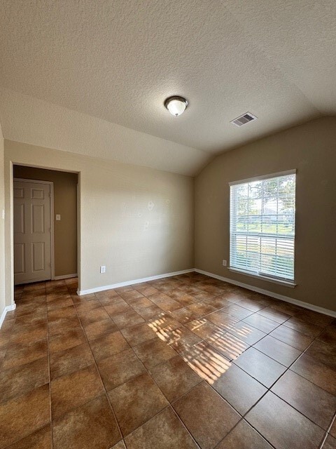 Building Photo - 18426 Cypress Lake Village Dr