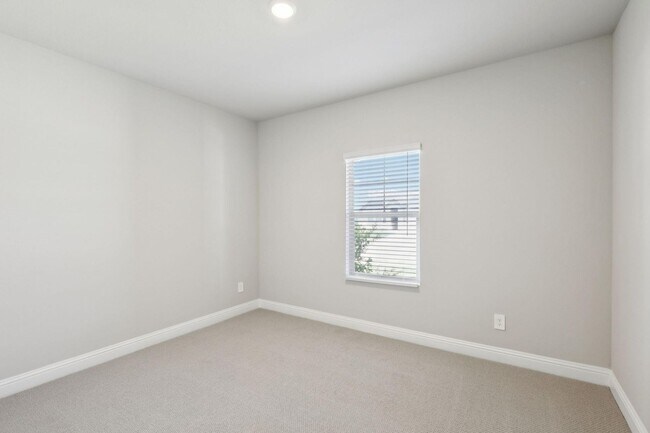 Building Photo - 6625 Vly Lk Ln