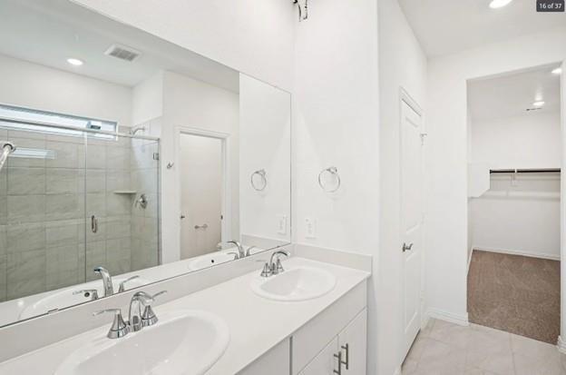Building Photo - 402 Blanton St