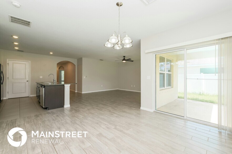 Building Photo - 327 Tierra Verde Way