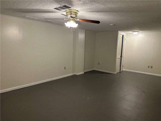 Building Photo - 4031 Chilton Ct
