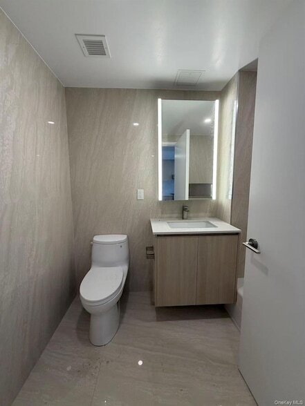 Building Photo - 33-71 Prince Street Unit 6L