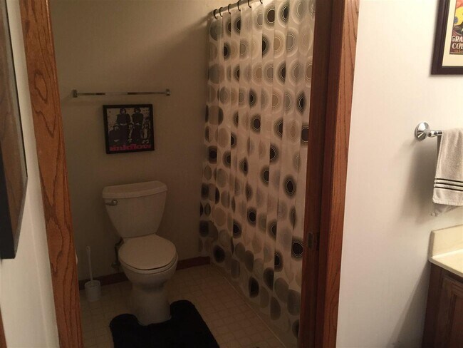 Building Photo - 2125 Luann Ln