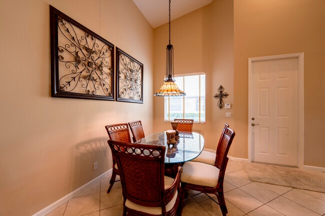 Building Photo - 8116 Carnoustie Pl