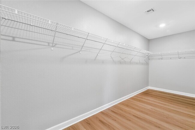 Building Photo - 7521 W Mistral Ave