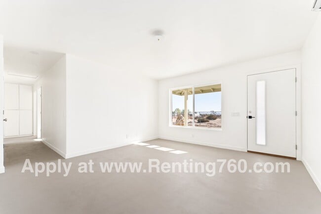 Building Photo - Desert Serenity Meets Modern Comfort in La...