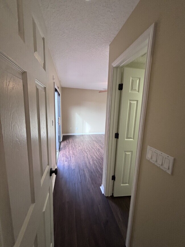 Building Photo - 54A Piney Branch Way Patio Townhome