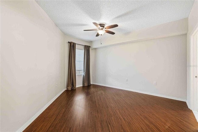 Building Photo - 5655 Bentgrass Dr