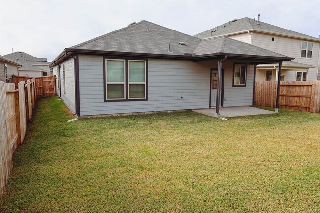 Building Photo - 15321 Dapple Blf Ln