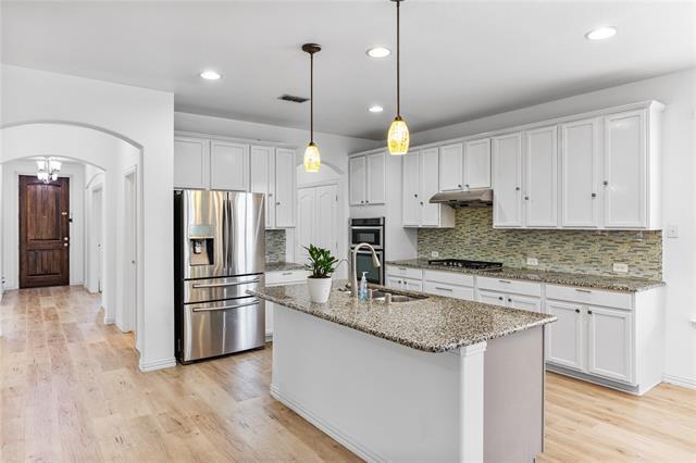 Building Photo - 14152 Santa Ann St