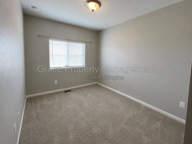 Building Photo - 14700 E 104th Ave