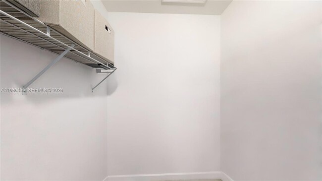 Building Photo - 2333 SE 28th St