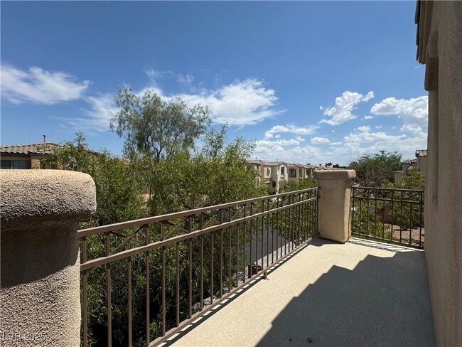 Building Photo - 4243 S Sugar Dr