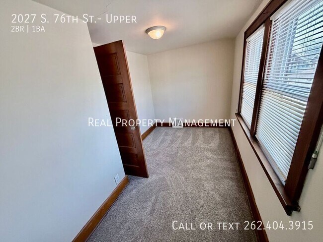 Building Photo - 2027 S 76th St