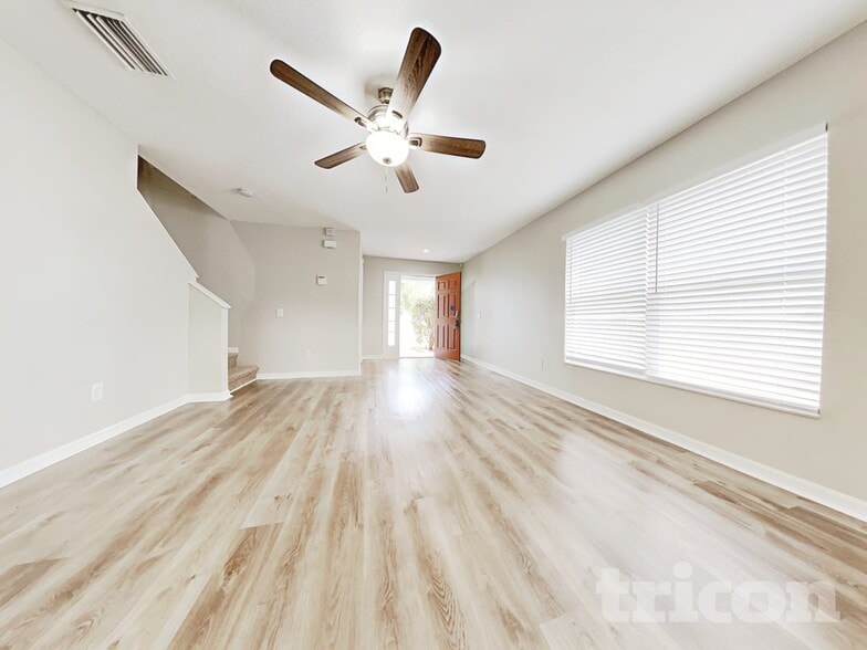 Building Photo - 32437 Fish Hook Lp