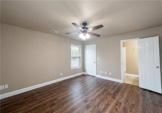 Building Photo - 1521 N Dawn Dr
