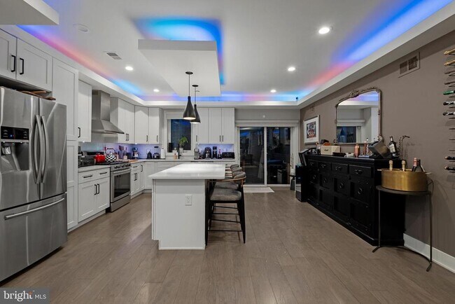 Building Photo - 1121 Earl St