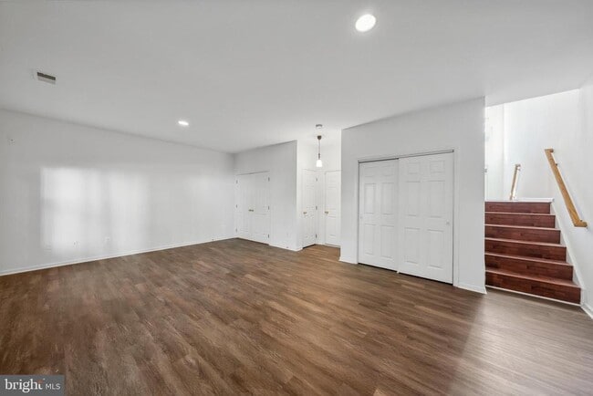 Building Photo - 4175 Vernoy Hills Rd