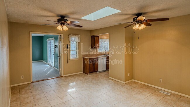 Building Photo - 2513 Oswego Ln