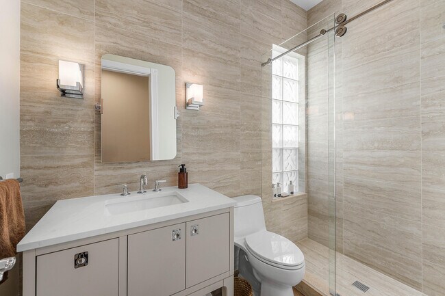 Building Photo - 8308 Rosalie Ln