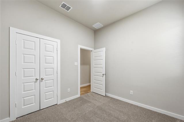 Building Photo - 3711 White Rock Dr