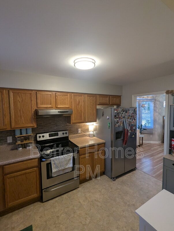 Building Photo - 5513 Kaplan Dr