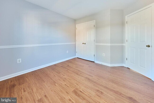 Building Photo - 685 Springhouse Square SE
