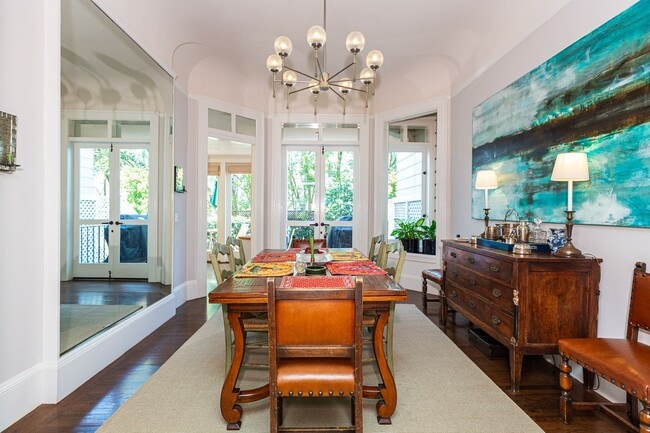 Building Photo - HUGE 5+BR/4.5BA Four Story Presidio Hts./ Laurel Village Home! Garage! Flat Yard!  PROGRESSIVE