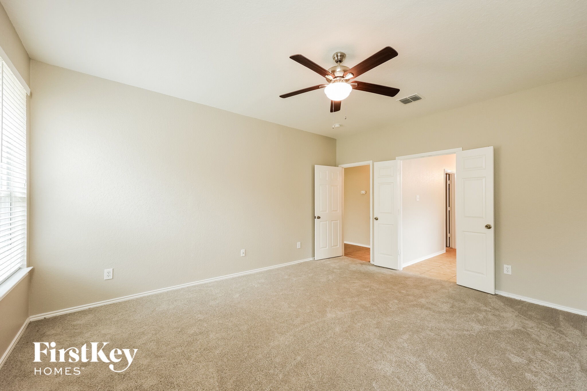 Building Photo - 6203 Palmetto Way