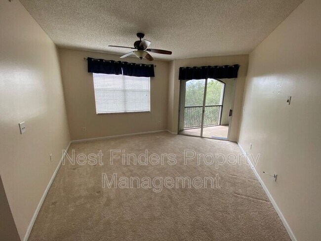 Building Photo - 1050 Bella Vista Blvd