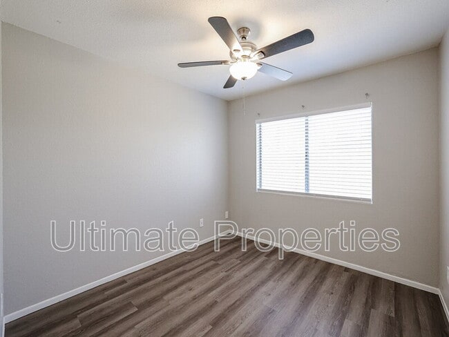 Building Photo - 5357 W Cholla St