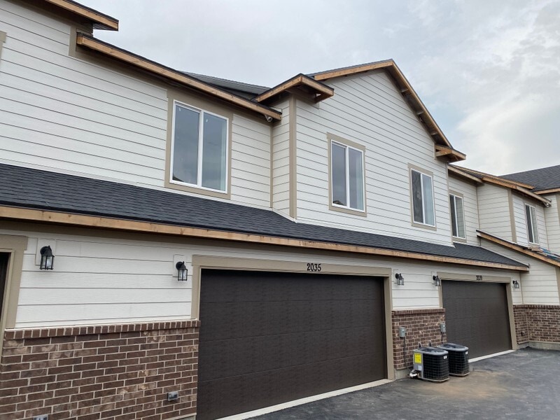 Building Photo - 2035 N 350 E