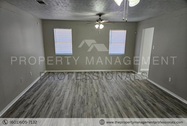 Building Photo - 2814 Smith Robinson St