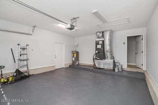 Building Photo - 2131 Carnes St