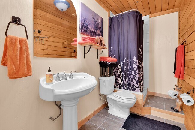 Building Photo - 2773 Coyote Cir