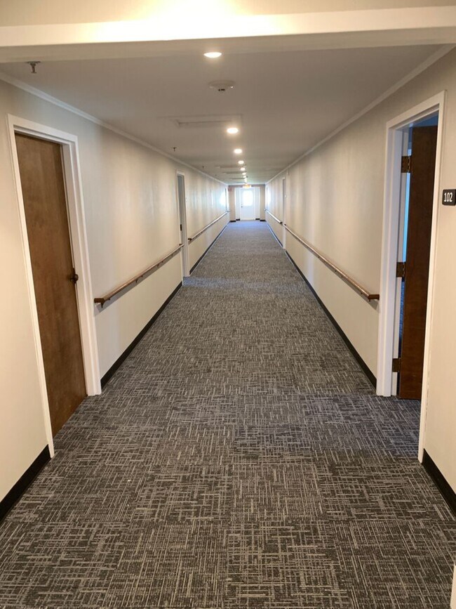 Asbury Senior Apartments 4885 Asbury Rd Dubuque IA 52002 Apartment